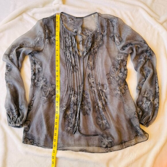 Elie Tahari grey chiffon Hallie blouse with floral embroidery, size S. - Picture 5 of 9